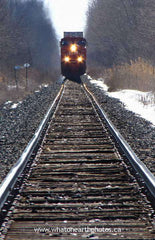 oncoming train, Middlesex County, Ontario